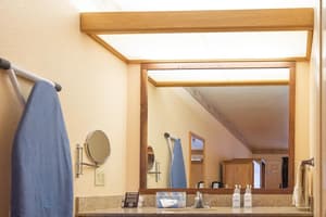 thumbnail: Interior