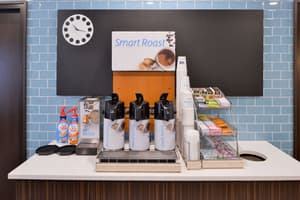 thumbnail: Breakfast area