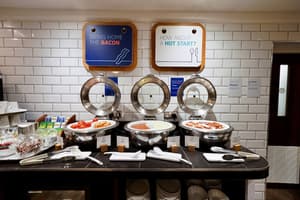 thumbnail: Restaurant