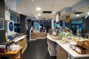 thumbnail: Restaurant
