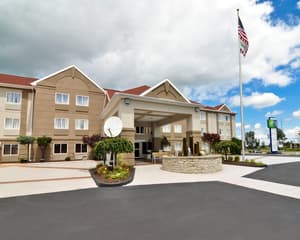 Holiday Inn Express Hotel & Suites Port Clinton-Catawba Island