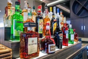 thumbnail: Bar (on property)