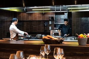 thumbnail: Restaurant