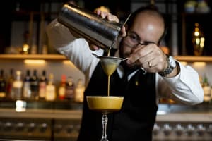 thumbnail: Bar (on property)