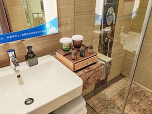 thumbnail: Bathroom