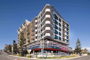 thumbnail: Exterior