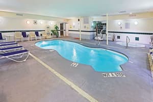 thumbnail: Pool