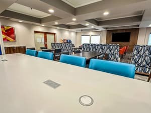 thumbnail: Breakfast area