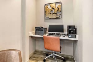 thumbnail: Business center