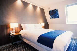 thumbnail: Room