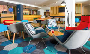 thumbnail: Bar (on property)
