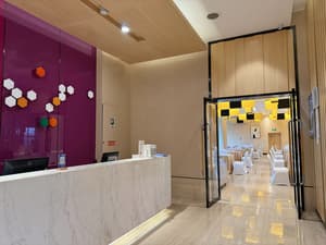thumbnail: Interior detail