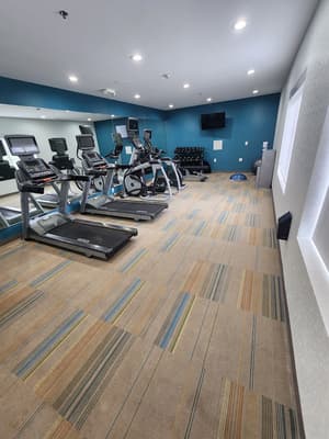 thumbnail: Gym