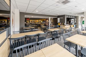thumbnail: Breakfast area