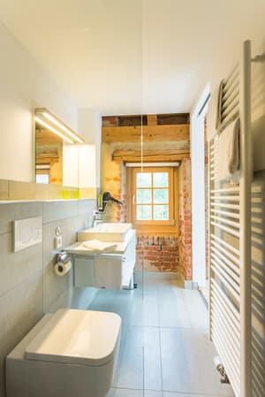 thumbnail: Bathroom