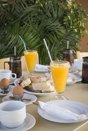 thumbnail: Breakfast area