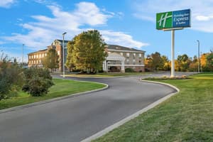 thumbnail: Exterior
