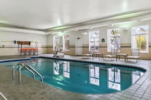 thumbnail: Pool