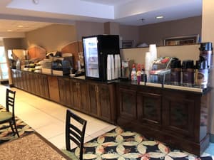 thumbnail: Breakfast area