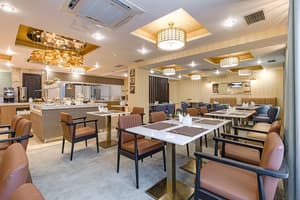 thumbnail: Breakfast area