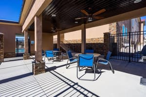 thumbnail: Terrace/patio