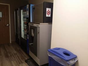 thumbnail: Vending machine
