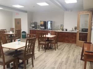 thumbnail: Breakfast area
