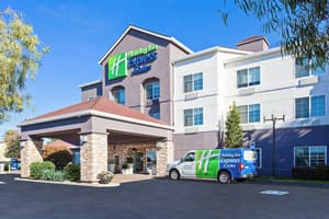 thumbnail: Exterior