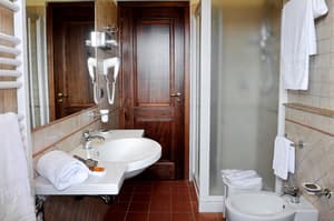 thumbnail: Bathroom