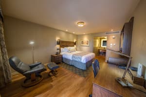 thumbnail: Room