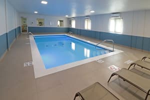 thumbnail: Pool