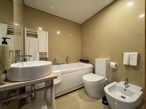 thumbnail: Bathroom