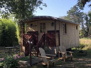 thumbnail: Exterior