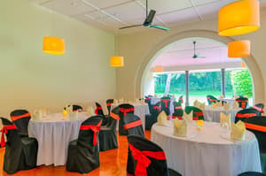 thumbnail: Banquet hall
