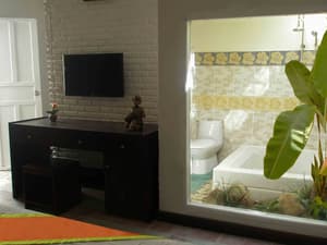 thumbnail: Room amenity