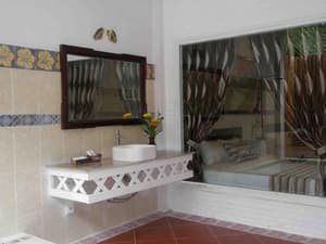 thumbnail: Bathroom sink