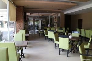 thumbnail: Breakfast area