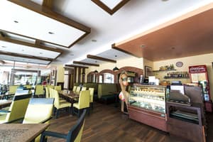 thumbnail: Restaurant