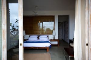 thumbnail: Balcony
