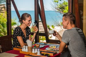 thumbnail: Restaurant