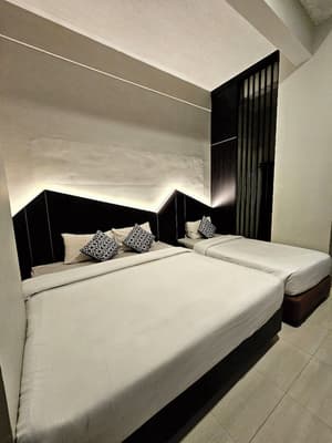 thumbnail: Room