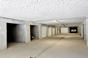 thumbnail: Parking