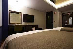 thumbnail: Room