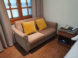 thumbnail: Room