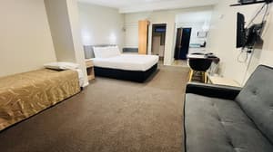thumbnail: Room