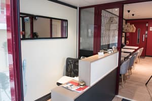 thumbnail: Reception