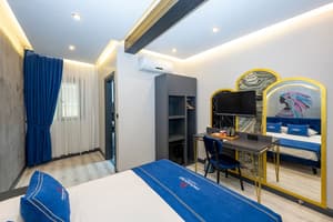 thumbnail: Room