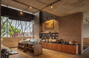 thumbnail: Breakfast area