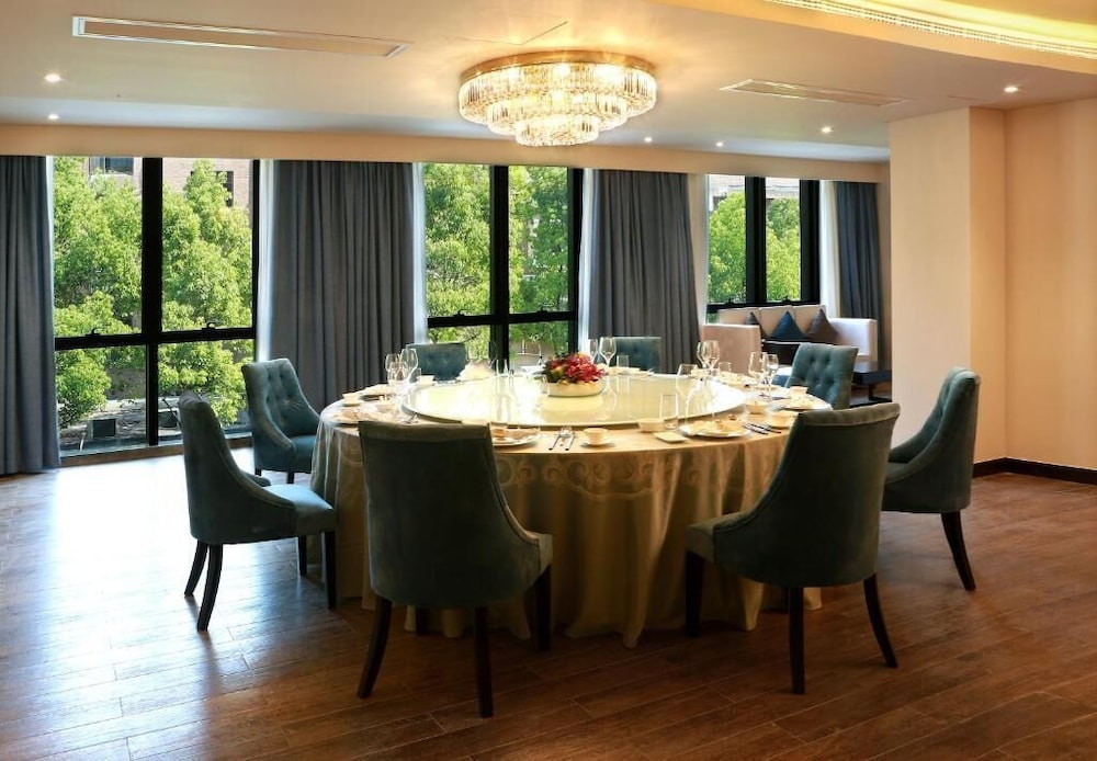 Restaurant-cafeteria