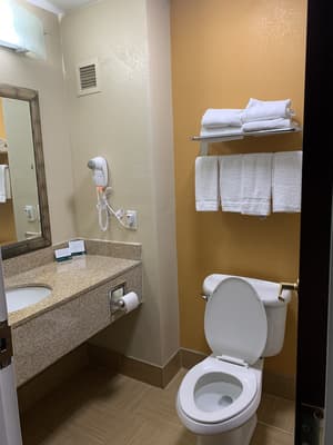 thumbnail: Bathroom